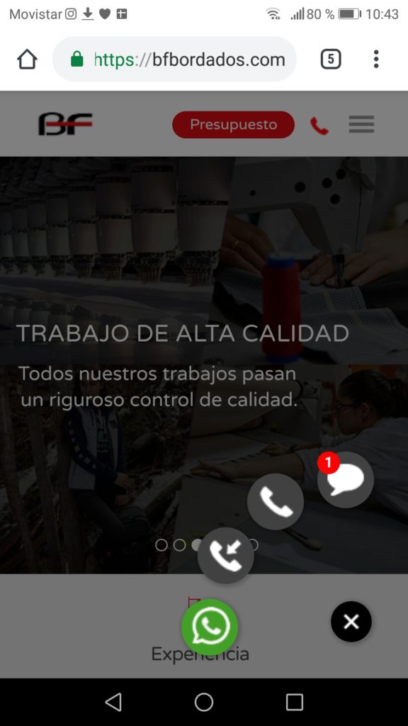 Botón de contacto desplegado en la web móvil de BF Bordados, con sus opciones de comunicación.